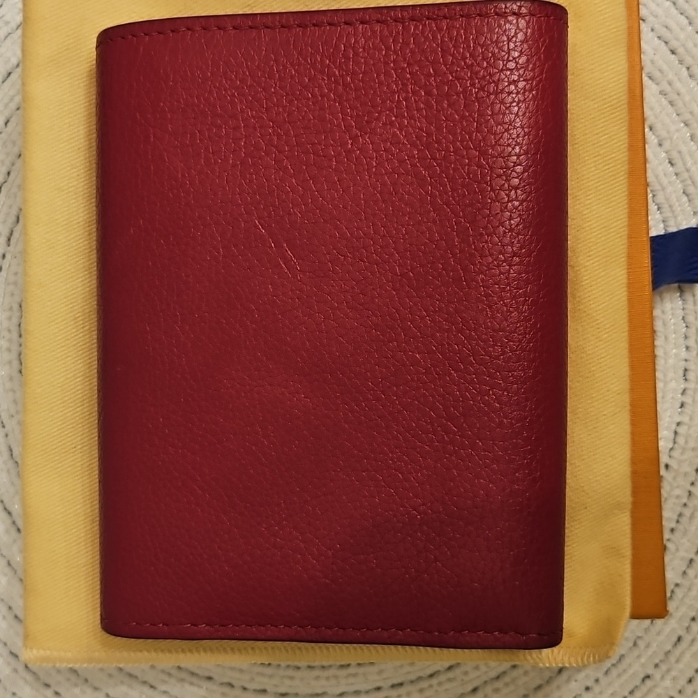 🔴SOLD🔴 Louis Vuitton Lockme Red and Cream Women's Wallet - Picture 6 of 13
